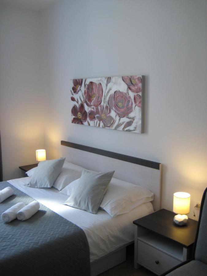 Peninsula Apartment Zara Esterno foto